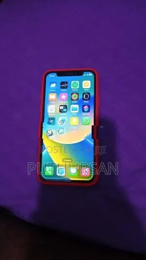 Apple iPhone XS (Used)