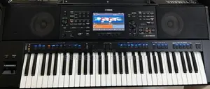 Yamaha PSR SX900 Keyboard