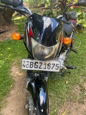 Bajaj CT100 2018