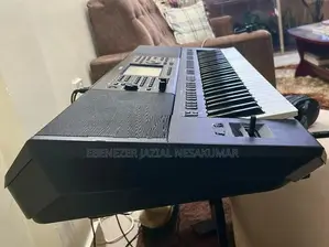 Yamaha PSR SX900 Keyboard