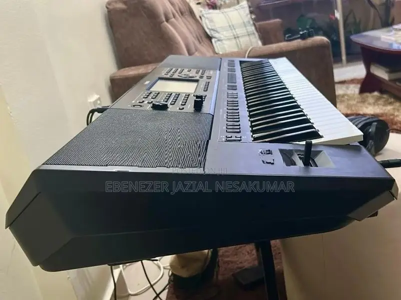 Yamaha PSR SX900 Keyboard