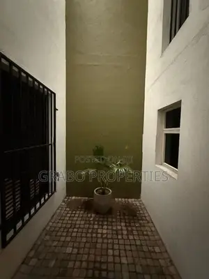 Modern Furnished house fo rent in Narahenpita
