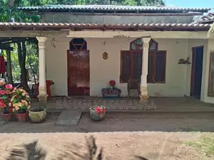 House for Sale වැලිඔය