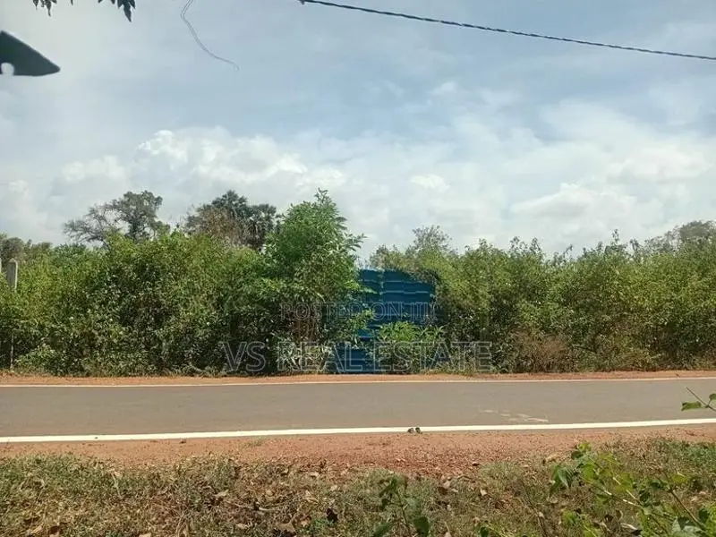 கேகேஎஸ் ரயில்வே ஸ்டேஷன் அருகில் ஆறு பரப்பு காணி விற்பனைக்கு உண்டு