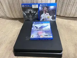 PS4 Slim