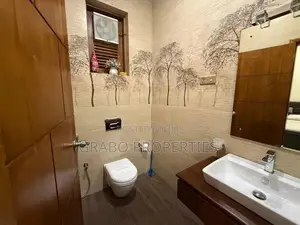 Entire building for rent in Colombo 4