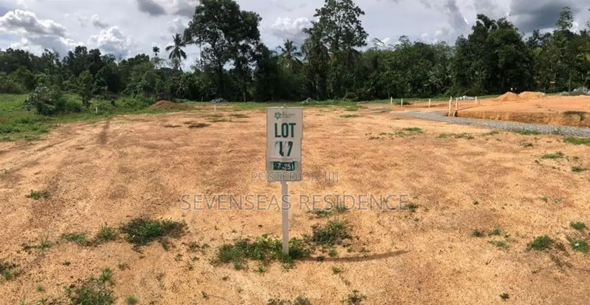 Land for Sale in Padukka