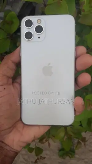 Apple iPhone 11 Pro (Used)