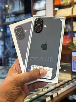 Apple iPhone 16 256GB (Used)