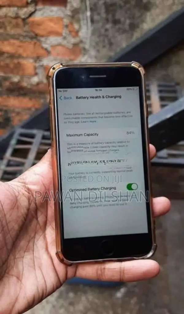 Apple iPhone 8 (Used)