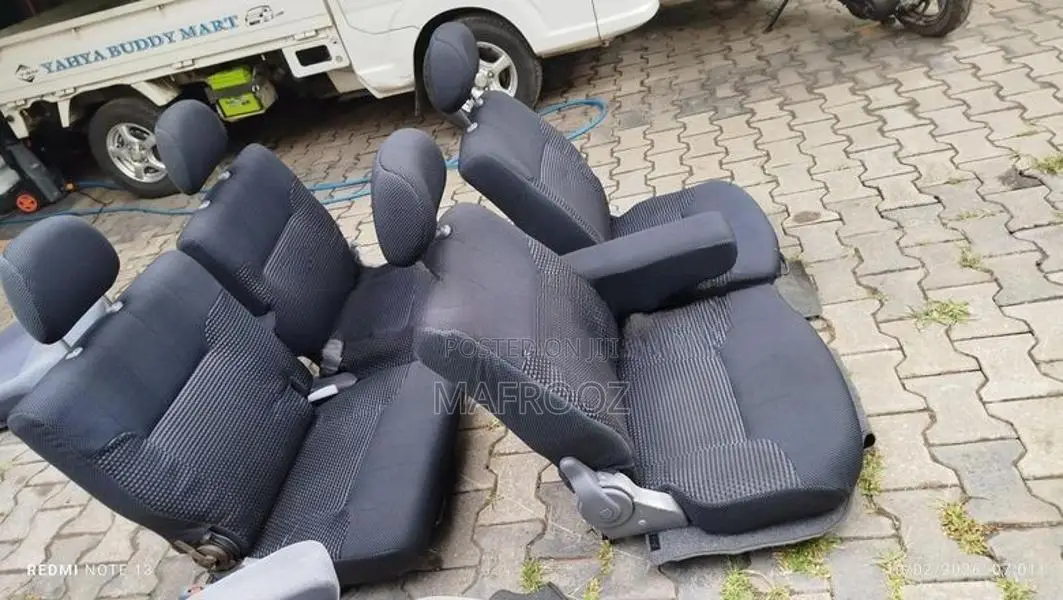 Daihatsu Hijet Atrai Wagon Seat Set