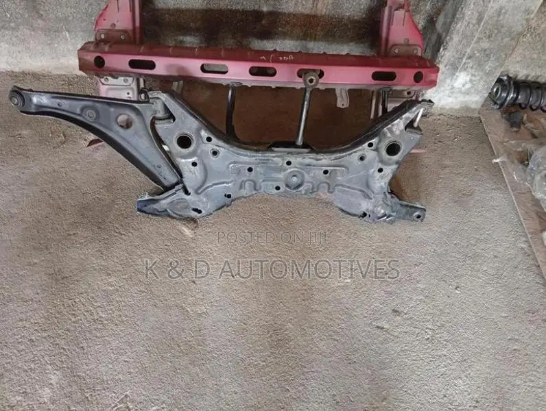 Mitsubishi Mirage Nose Cut 2014