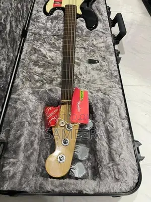 Fender American Professional Jazz Bass Guitar