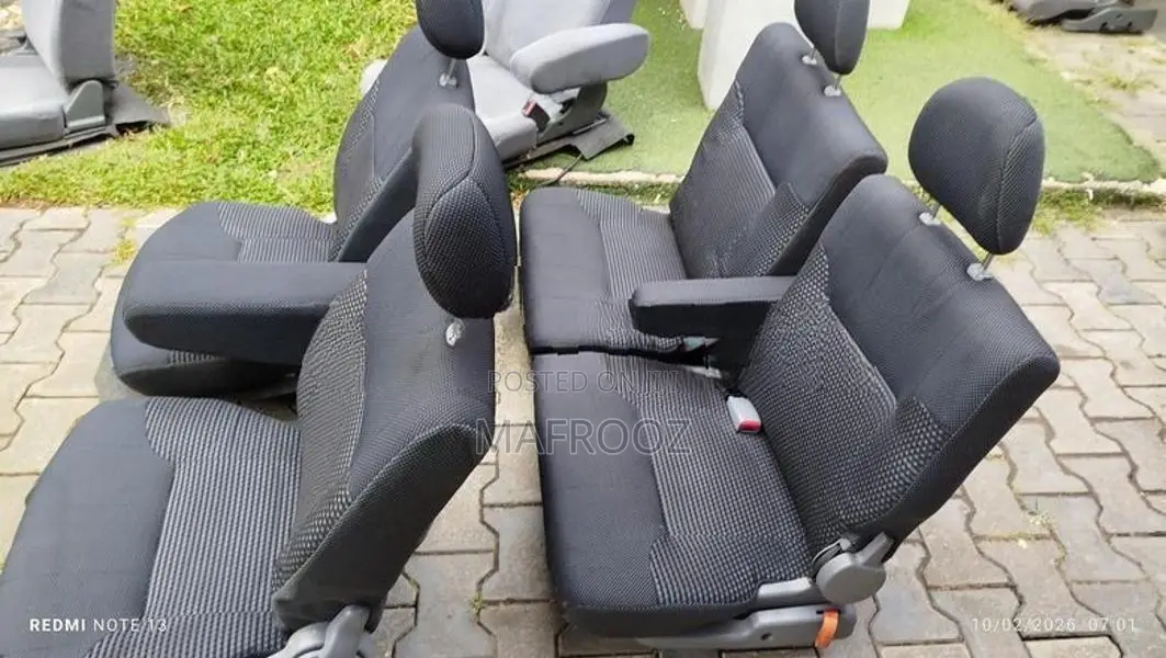 Daihatsu Hijet Atrai Wagon Seat Set
