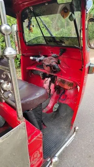 Bajaj RE 2 Stroke 2000