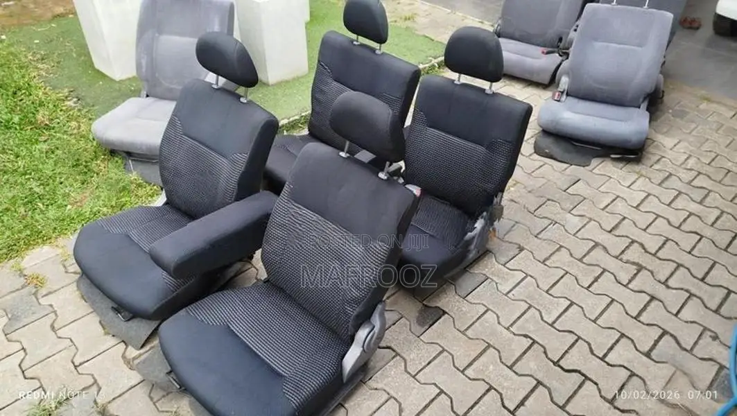 Daihatsu Hijet Atrai Wagon Seat Set
