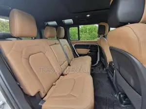 Land Rover Defender X-DYNAMIC HSE UK 2026