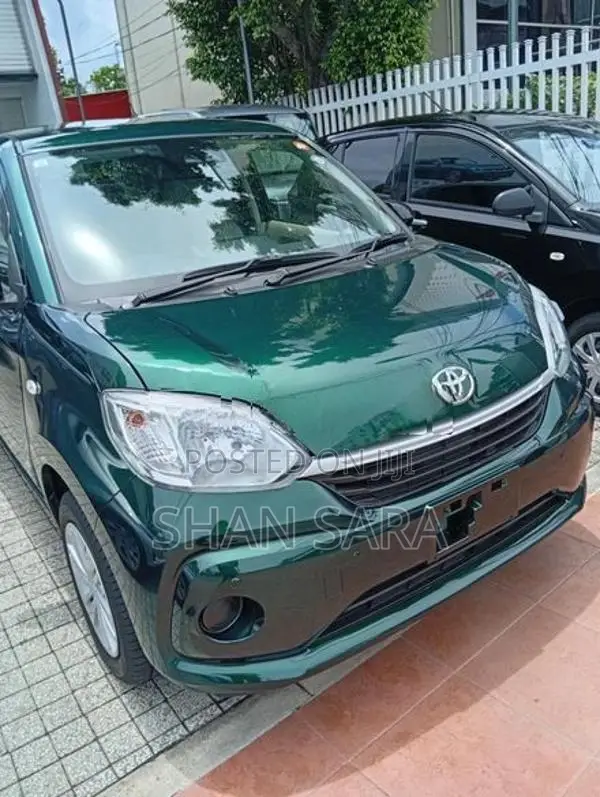 Toyota Passo X 2023