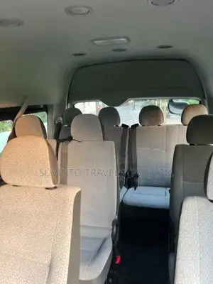 Toyota Hiace GDH 2022