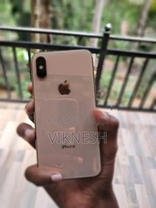 Apple iPhone XS 256GB GOLD (Used)
