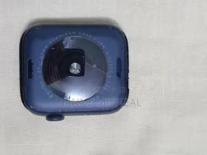 Apple iWatch ( i )