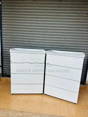 Modern Finger Pull Large 4 Drawer