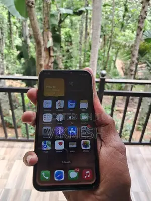 Apple iPhone XS 256GB GOLD (Used)