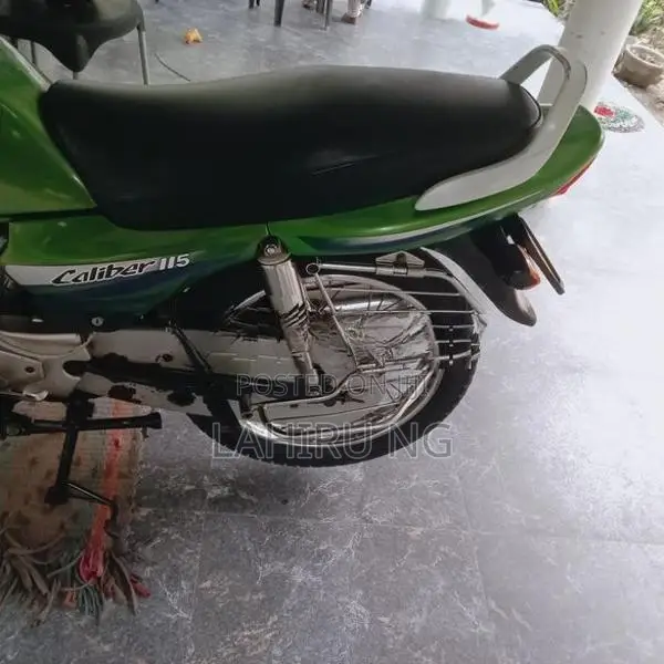Bajaj Caliber 115 2004