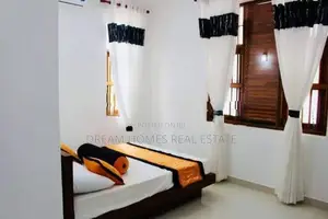 Modern Family Home for Sale in Hokandara Road
