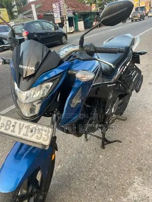 Honda CB Hornet 160 2019