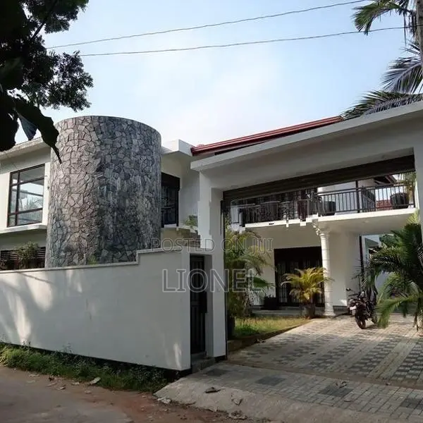 Luxurious Two-Story House For Sale Tangalle