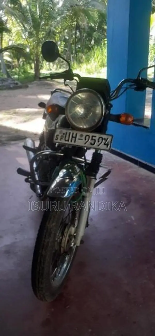 Bajaj Boxer 2015
