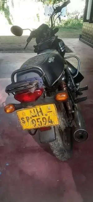 Bajaj Boxer 2015