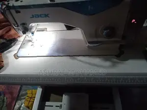 Jack F4 Sewing Machine