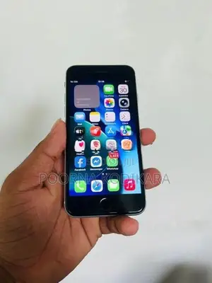 Apple iPhone SE 2 (Used)