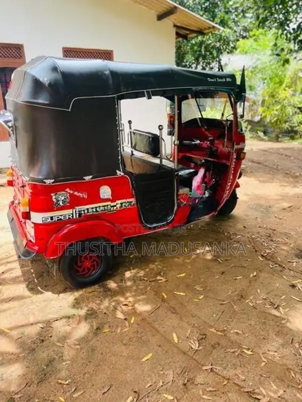 Bajaj RE 1998