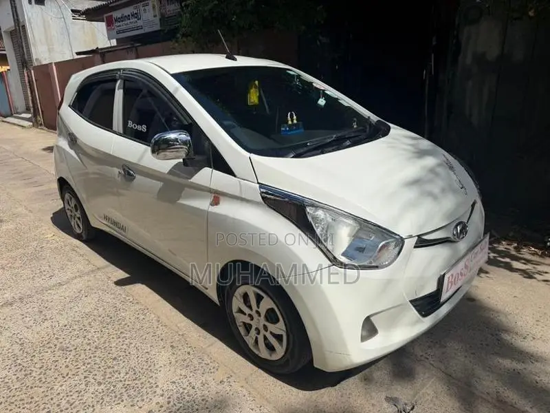 Hyundai Eon Magna 2016