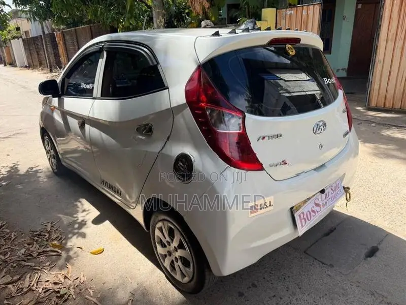 Hyundai Eon Magna 2016