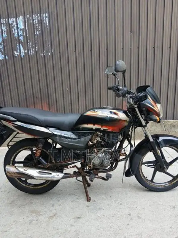 Bajaj Platina 100 ES 2015