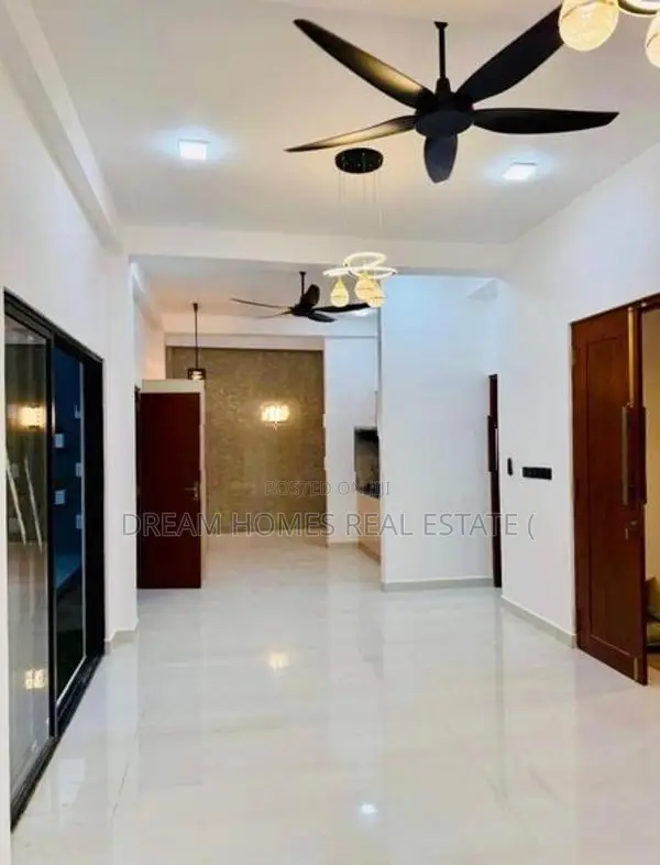 Luxury Family House with Rooftop for Sale – Athurugiriya