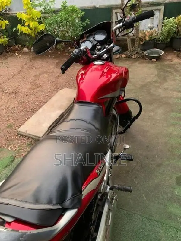 Yamaha Gladiator 2006
