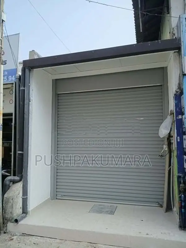 Shop Space for Rent in Bambalapitiya (file No 25 C)