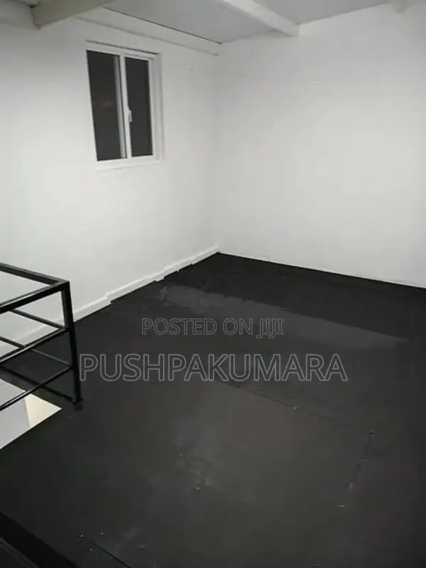 Shop Space for Rent in Bambalapitiya (file No 25 C)