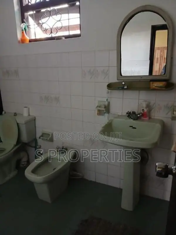 2 Storied House for Rent in Dehiwela