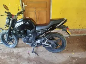 Yamaha FZ 2016