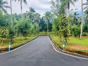 Land for sale in Homagama Berukatiya