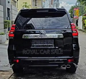 Toyota Land Cruiser Prado 2023