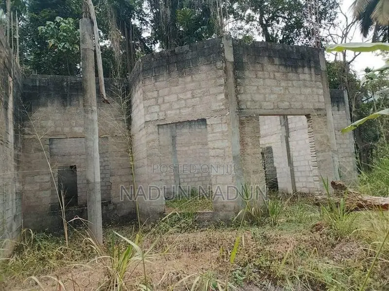 Land for sale in Embilipitiya