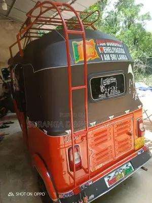 Bajaj RE 2004