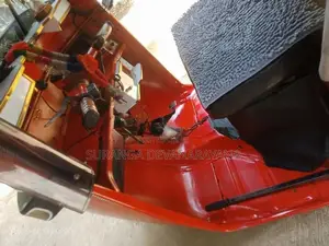Bajaj RE 2004